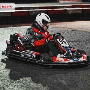 1 of 2 heats karten bij Kartbaan Leeuwarden