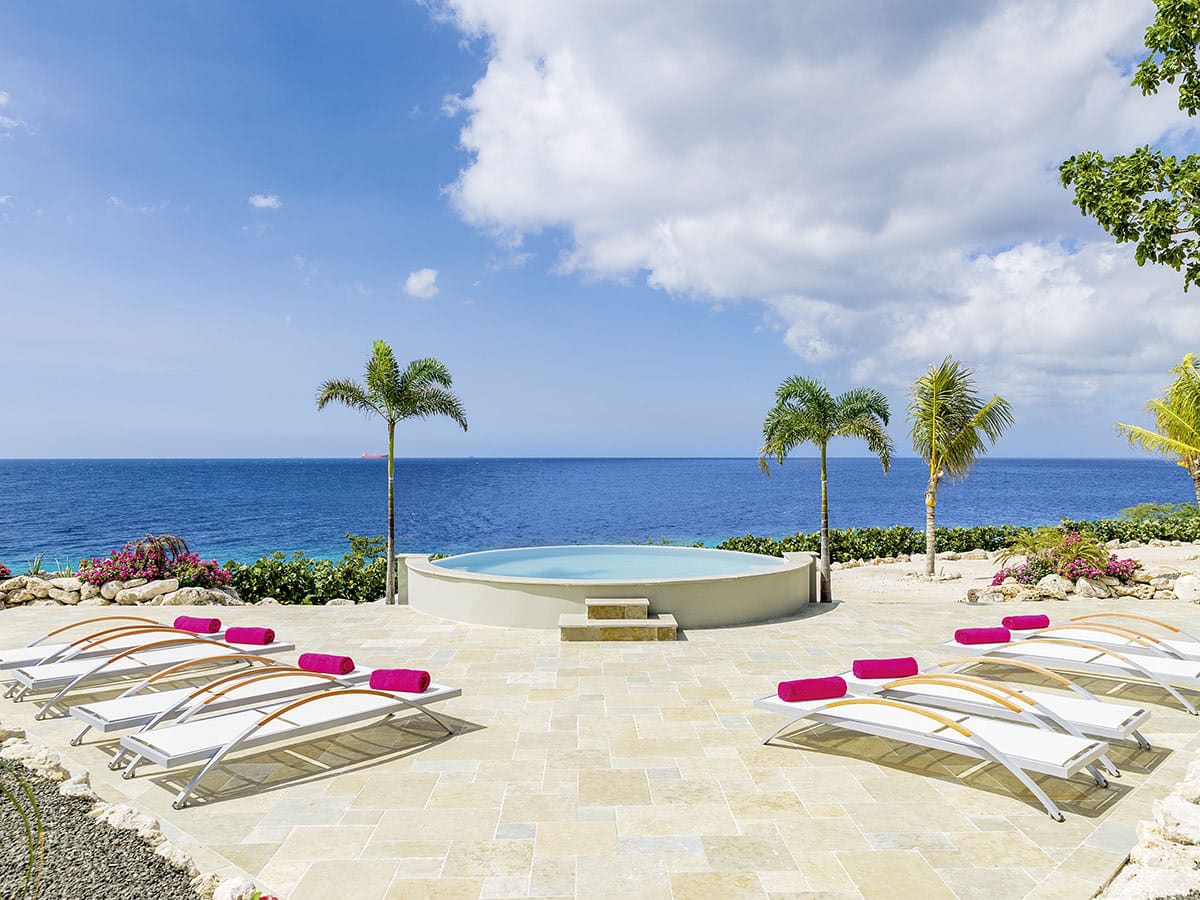 Coral Estate Luxury Resort